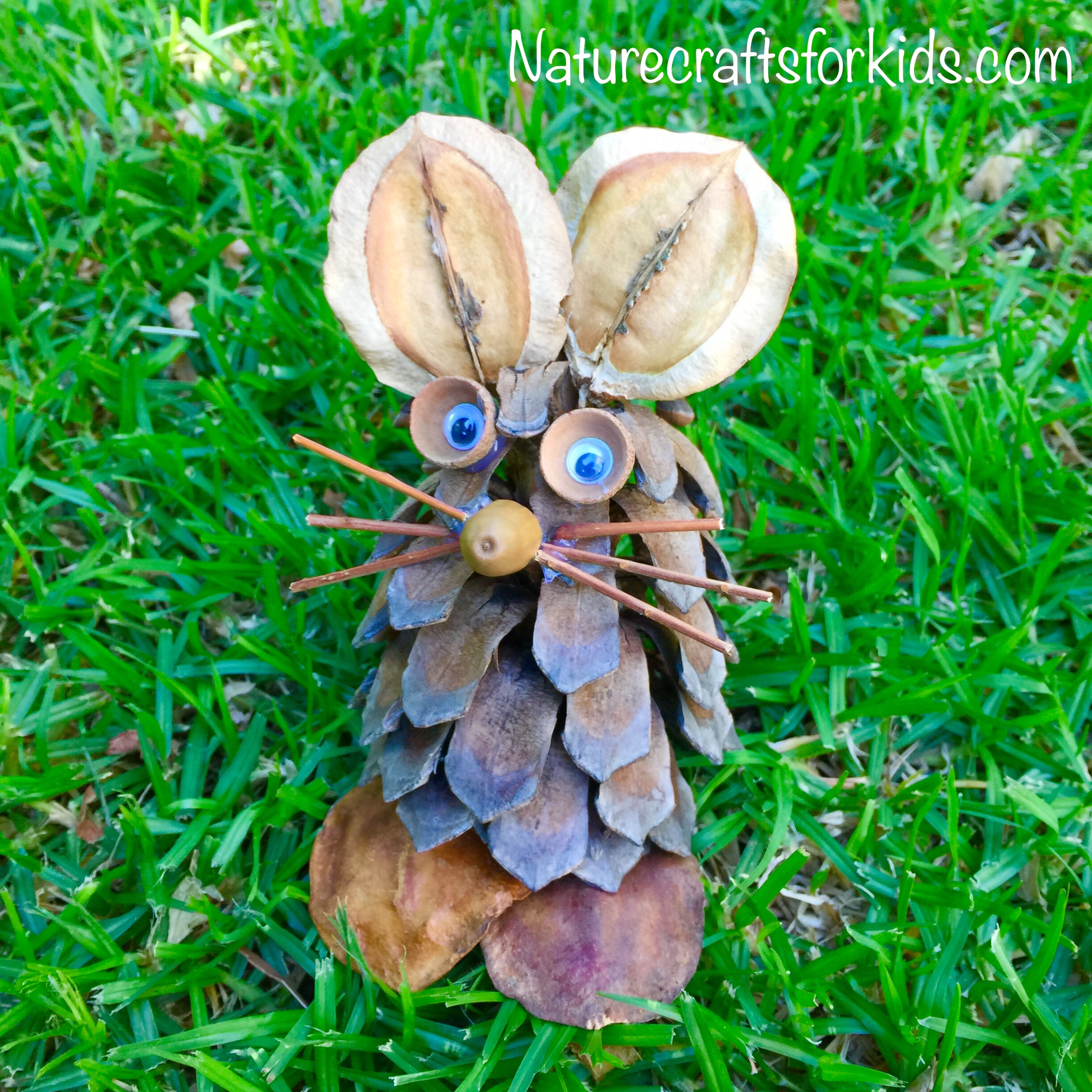 kids-nature-craft-pinecone-easter-bunny
